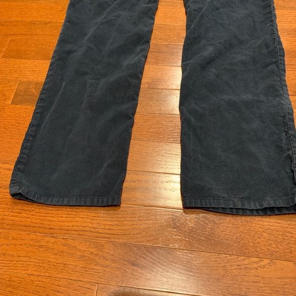 Gap corduroy pants.  Straight fit 29/30. - Picture 6 of 6